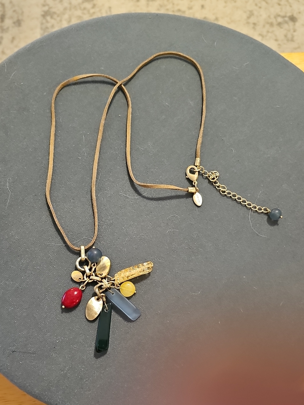 Chicos. Fun Necklace, Very Colerful. Lightweight. Nice Gift